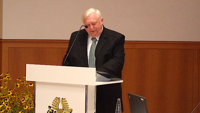 Professor Arno Wand (Foto: HG Backhaus)