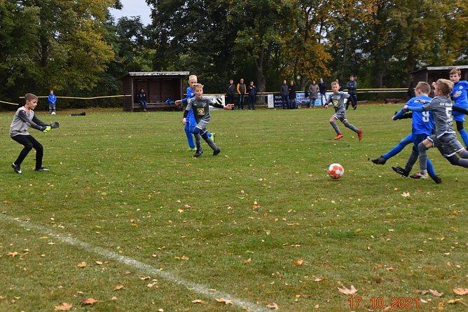 Großer Einsatz unserer Kleinen (Foto: Martina Nebelung) Großer Einsatz unserer Kleinen (Foto: Martina Nebelung)