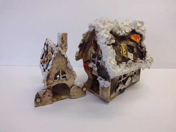 In den Nordth&uuml;ringer Werkst&auml;tten werden flei&szlig;ig Kunstwerke f&uuml;r das Fest gebastelt (Foto: Nordth&uuml;ringer Werkst&auml;tten)