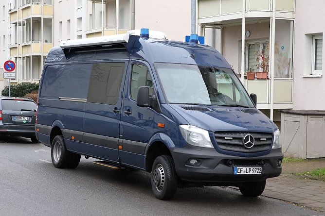 Einsatzfahrzeug Auf dem Sand in Nordhausen (Foto: S. Dietzel) Einsatzfahrzeug Auf dem Sand in Nordhausen (Foto: S. Dietzel)