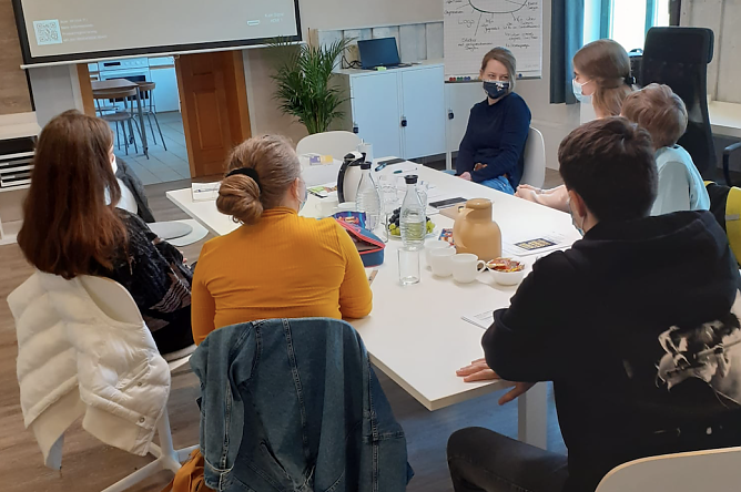 Sitzung des Kinder- und Jugendparlaments (Foto: KiJuPa) Sitzung des Kinder- und Jugendparlaments (Foto: KiJuPa)