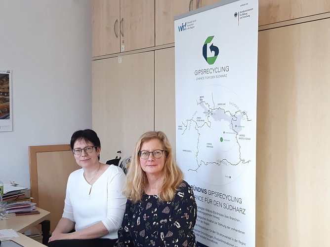 Prof. Ariane Ruff und Jana Henning-Jacob initiierten und moderierten die 3. Beiratssitzung des WIR!-B&uuml;ndnisses � auch diesmal wieder im Online-Format (Foto: privat)
