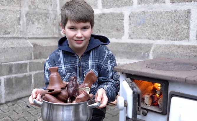 In der weihnachtsmannschmelzerei (Foto: F.Tuschy) In der weihnachtsmannschmelzerei (Foto: F.Tuschy)