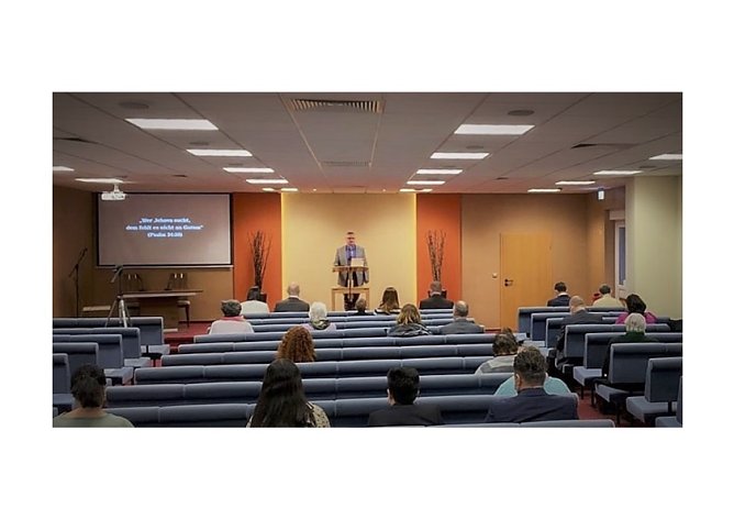 Präsenzgottesdienst am 1. April im Königreichsaal in Nordhausen (Foto: A.Koch) Präsenzgottesdienst am 1. April im Königreichsaal in Nordhausen (Foto: A.Koch)