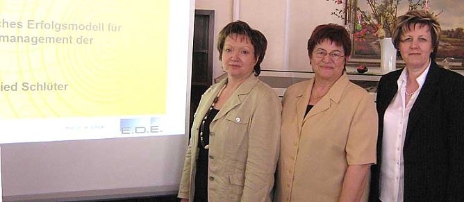 v.l.n.r.: Hoffmann, Bergh&auml;user, R&ouml;der (Foto: nnz)