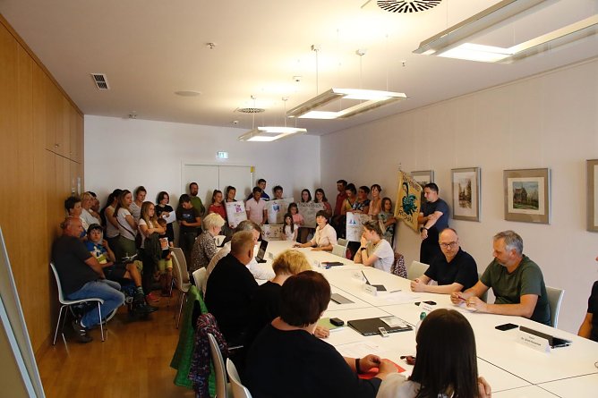 B&uuml;rgerfragestunde im Ausschuss f&uuml;r Generationen, Bildung und Sport (Foto: agl)