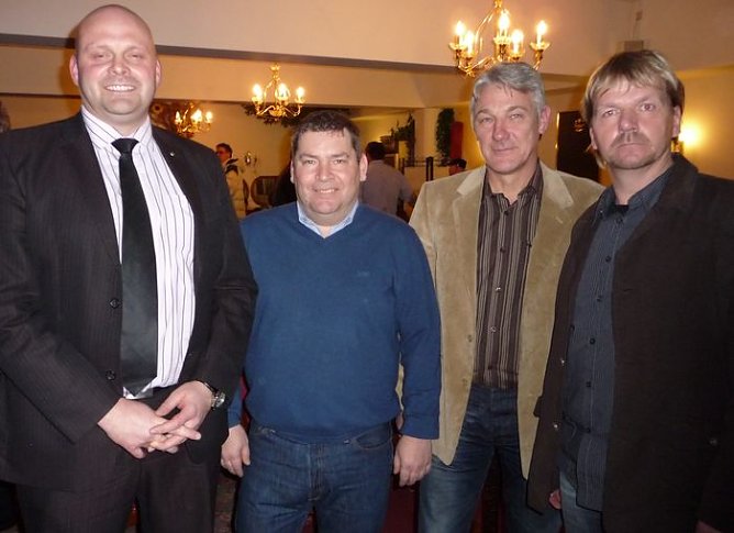 Das neue Präsidium (Foto: nnz) Das neue Präsidium (Foto: nnz)