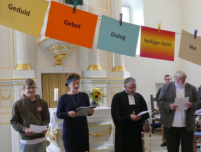 F&uuml;rbitte im Gottedienst (Foto: R. Englert)