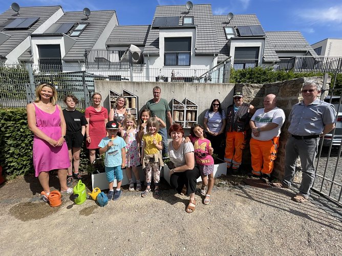 Die Kinder des "Domschl&ouml;sschens" haben im Garten der Flohburg ein neues Projekt angepackt (Foto: Stadtverwaltung Nordhausen)