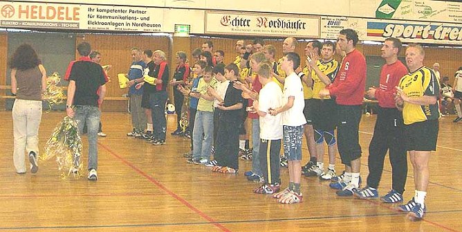 Fest zum Abschluss (Foto: NSV)