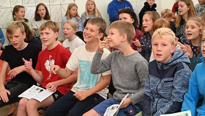 Handwerker-Camp des Kinder Kirchenladens Nordhausen (Foto: D.Buntfuß) Handwerker-Camp des Kinder Kirchenladens Nordhausen (Foto: D.Buntfuß)