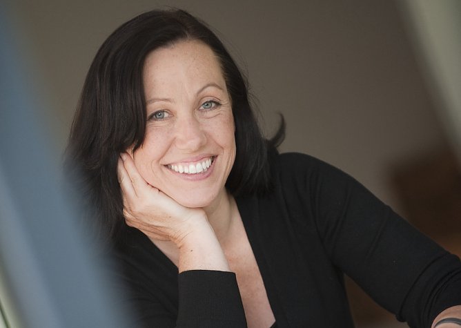 Die Autorin Stefanie Gregg (Foto: Agentur)