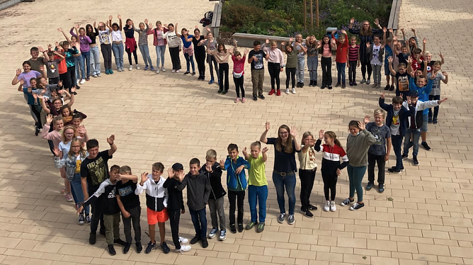 Drei neue fünfte Klassen wurden am Schillergymnasium in Bleicherode begrüßt (Foto: Tina Jünemann) Drei neue fünfte Klassen wurden am Schillergymnasium in Bleicherode begrüßt (Foto: Tina Jünemann)