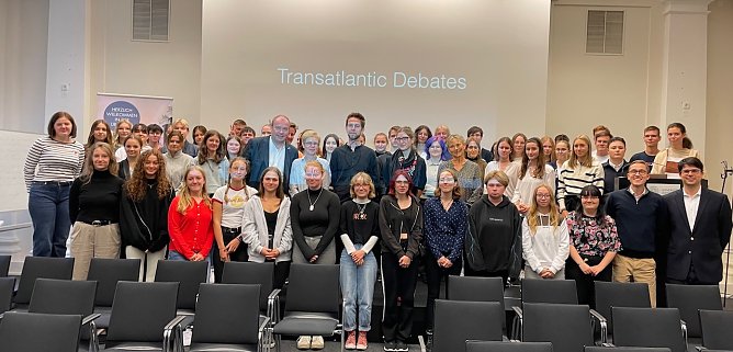 Alle Teilnehmer der Debatte (Foto: H.Roeder)