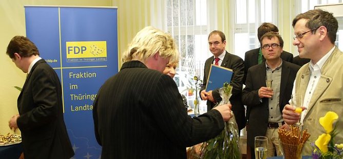 B&uuml;ro er&ouml;ffnet (Foto: nnz)