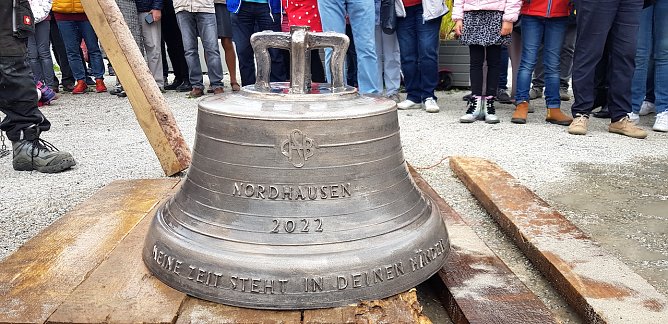 Nordhausens j&uuml;ngste Glocke (Foto: R.Englert)