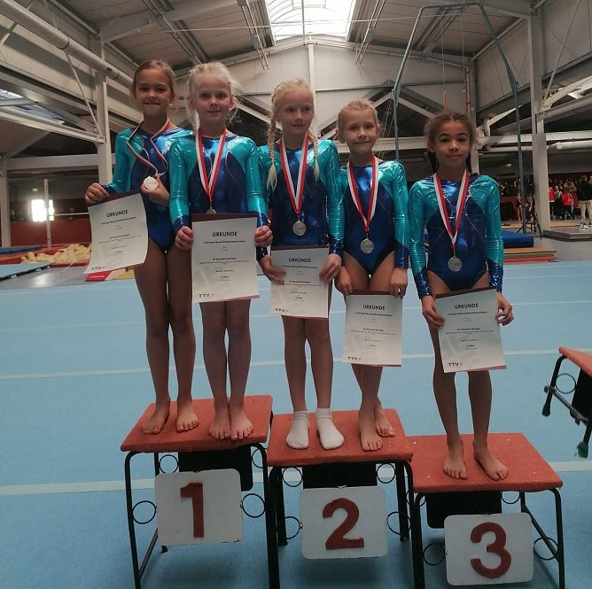 Mit fünf Nachwuchskräften waren die Heringer nach Gera gereist (Foto: SV Germania Heringen) Mit fünf Nachwuchskräften waren die Heringer nach Gera gereist (Foto: SV Germania Heringen)