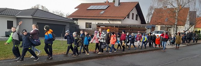 Görsbacher und Aulebener Sportkinder gemeinsam unterwegs (Foto: D.Kieling) Görsbacher und Aulebener Sportkinder gemeinsam unterwegs (Foto: D.Kieling)