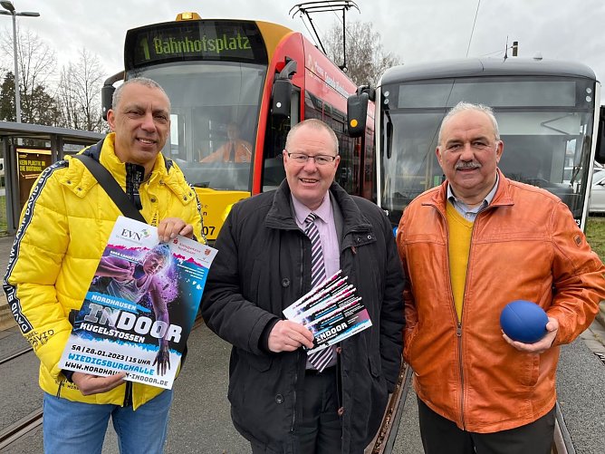 v. l. n. r. � freuen sich &uuml;ber die gelungene Kooperation. (Foto: Marco Bachmann, Stadtwerke Nordhausen)