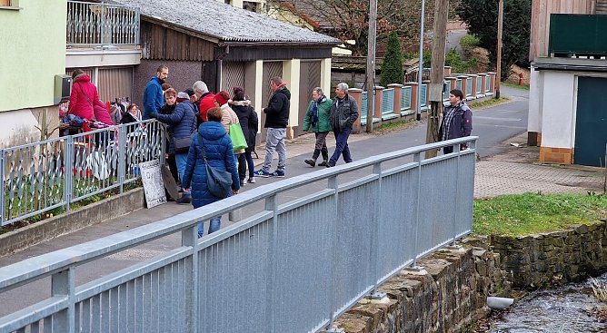 Gro&szlig;es Interesse am Hofflohmarkt in Rodishain (Foto: nnz)