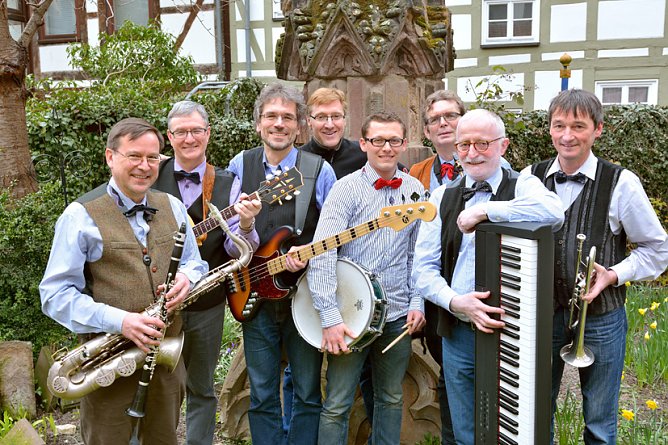 Die Swinging Amateurs kommen in das "Haus Geborgenheit" (Foto: Privat) Die Swinging Amateurs kommen in das "Haus Geborgenheit" (Foto: Privat)