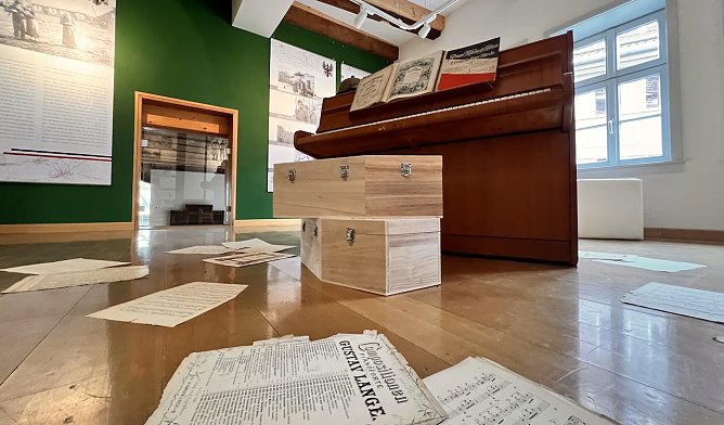 Neue Ausstellung in der Flohburg (Foto: Stadtverwaltung Nordhausen) Neue Ausstellung in der Flohburg (Foto: Stadtverwaltung Nordhausen)