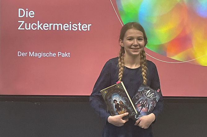 Das Schillergymnasium freut sich &uuml;ber seine beste Vorleserin, Friederike Althans (Foto: Katrin Kamieth-Selinger)