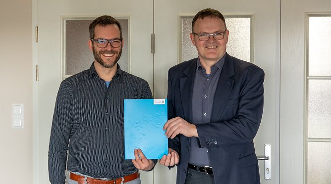 Ernennung von Prof. Dr.-Ing. Robert-B. Wudtke durch Hochschulpr&auml;sident Prof. Dr. J&ouml;rg Wagner (Foto: Maurice T&ouml;pfer)