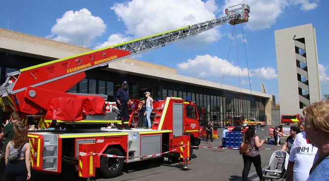 Tag der offenen Tür bei der neuen Nordhäuser Feuerwache (Foto: agl) Tag der offenen Tür bei der neuen Nordhäuser Feuerwache (Foto: agl)