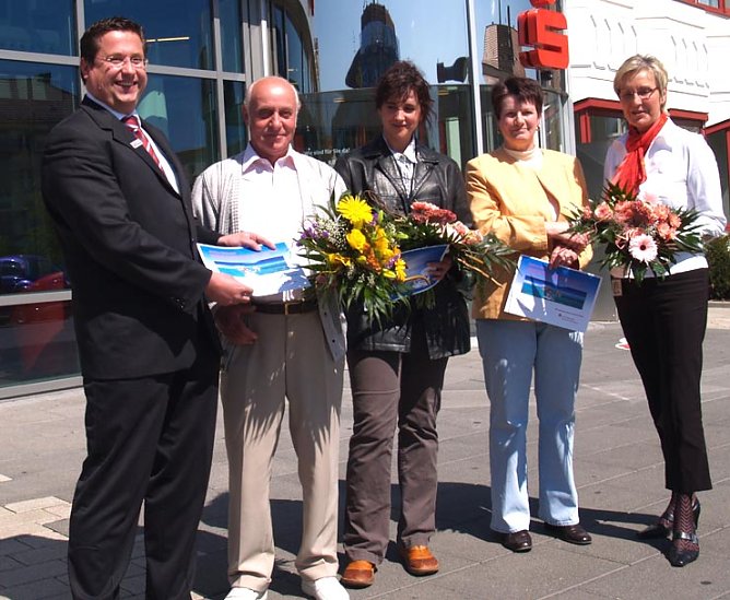 Glückliche Gewinner (Foto: nnz) Glückliche Gewinner (Foto: nnz)