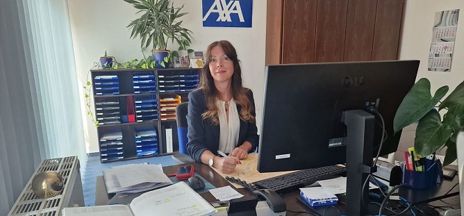Antje M&uuml;ller in ihrem Nordh&auml;user B&uuml;ro (Foto: NUV)