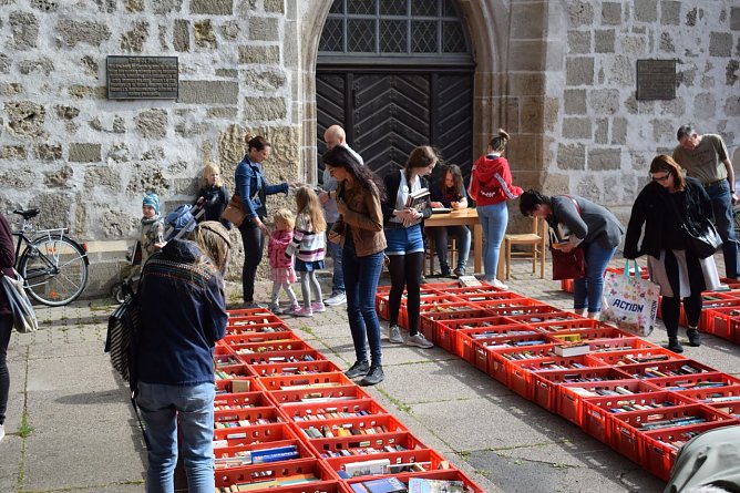 Am Samstag lädt der KILA wieder zum Bücherflohmarkt (Foto: Frank Tuschy) Am Samstag lädt der KILA wieder zum Bücherflohmarkt (Foto: Frank Tuschy)