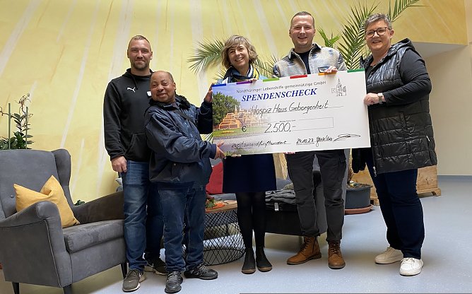 Spenden&uuml;bergae im "Haus Geborgenheit" (Foto: NTL)