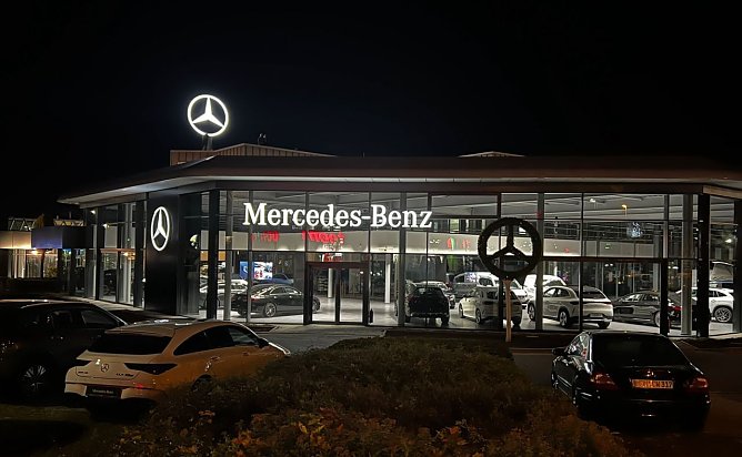 Nun leuchtet er... (Foto: red)