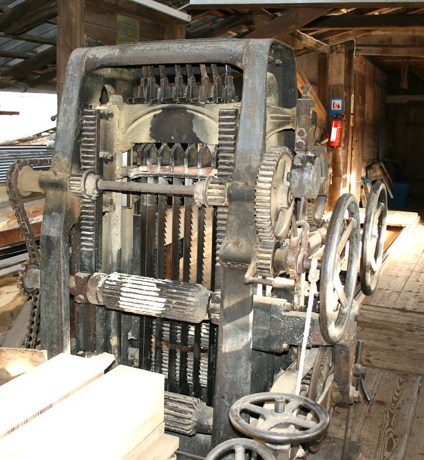 Das Vertikal Vollgatter aus dem Jahr 1922 (Foto: Ulrich Reinboth)