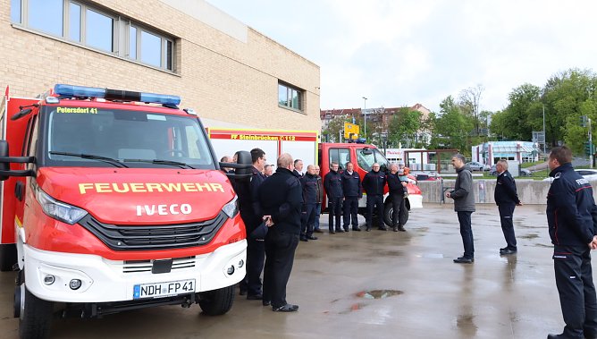 Übergabe der Feuerwehrautos (Foto: Stadtverwaltung Nordhausen) Übergabe der Feuerwehrautos (Foto: Stadtverwaltung Nordhausen)