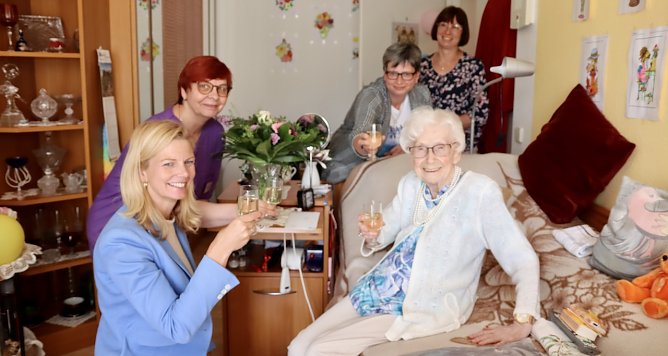 Ingeborg Helbing feierte heute ihren 100. Geburtstag (Foto: Stadtverwaltung Nordhausen)