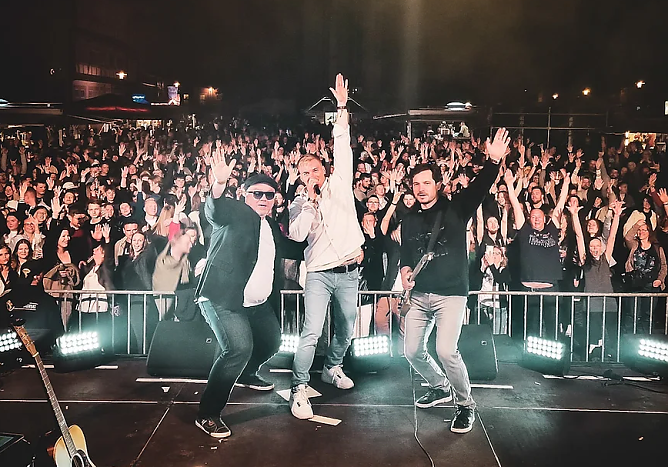 Band Hello Grand (Foto: ©Hello Grand) Band Hello Grand (Foto: ©Hello Grand)