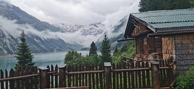 Schlegeisspeicher bei Mayerhofen (1) (Foto: Stefan Rumpf) Schlegeisspeicher bei Mayerhofen (1) (Foto: Stefan Rumpf)