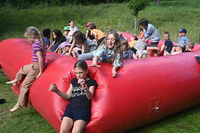 Luftsprünge im KILA (Foto: F.Tuschy) Luftsprünge im KILA (Foto: F.Tuschy)