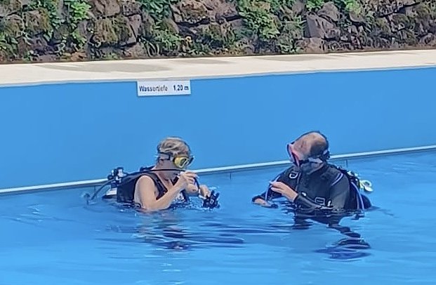 Schnupperkurse im Tauchen (Foto: TSC Neptun) Schnupperkurse im Tauchen (Foto: TSC Neptun)