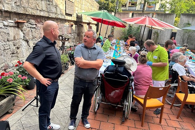 Markus Volkmann (re.) im Gespr&auml;ch mit Michael G&ouml;rk (Foto: CDU)