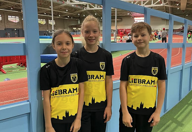 Drei junge Athleten des LV Altstadt reisten nach Erfurt (Foto: LV Altstadt '98 Nordhausen) Drei junge Athleten des LV Altstadt reisten nach Erfurt (Foto: LV Altstadt '98 Nordhausen)