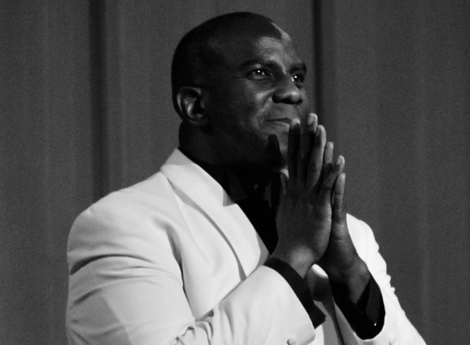 Marvin Scott auf der Studiobühne der pro vita (Foto: Eva Maria Wiegand) Marvin Scott auf der Studiobühne der pro vita (Foto: Eva Maria Wiegand)