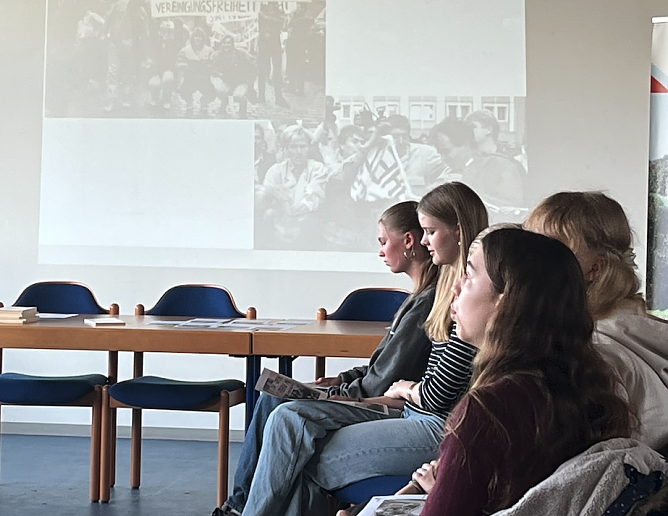 Die 9. Klassen des Schiller-Gymnasiums zu Gast im Grenzlandmuseum (Foto: Schillergymnasium Bleicherode)