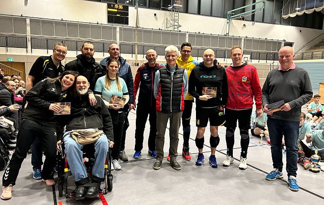 Die SVC-Aktiven feiern Weihnachten (Foto: J.Moldenhawer) Die SVC-Aktiven feiern Weihnachten (Foto: J.Moldenhawer)