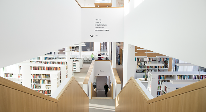 In der Stadtbibliothek z&auml;hlte man im vergangene Jahr rund 96.000 Besucher (Foto: Vincent Eisfeld, Nordhausen-Wiki)