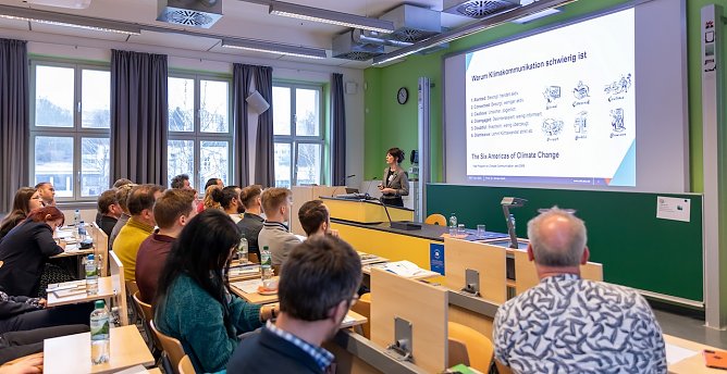 Erfolgreiche und gut besuchte RET.Con an der Hochschule Nordhausen (Foto: Maurice Töpfer) Erfolgreiche und gut besuchte RET.Con an der Hochschule Nordhausen (Foto: Maurice Töpfer)