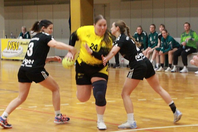 Handball-Oberliga Frauen (Foto: Uwe Tittel) Handball-Oberliga Frauen (Foto: Uwe Tittel)