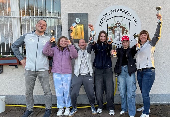 So sehen Sieger aus: die Bleicher&ouml;der Sch&uuml;tzenjugend (Foto: Sch&uuml;tzenkompanie Bleicherode)
